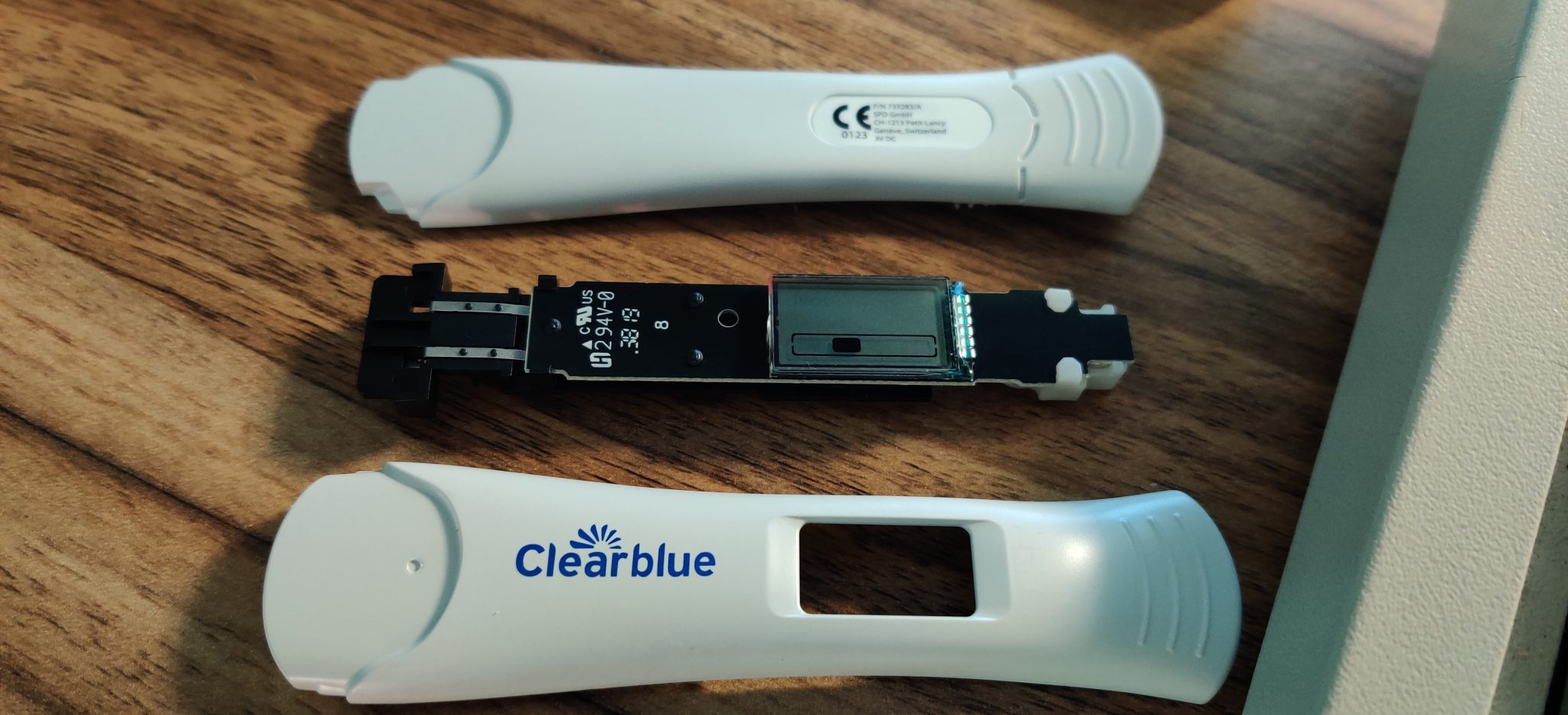 Разобранный электронный тест. Разобранный тест Clearblue цифровой положительный. Электронный тест на беременность. Электронный тестер на беременность. Положительный тест на беременность электронный.