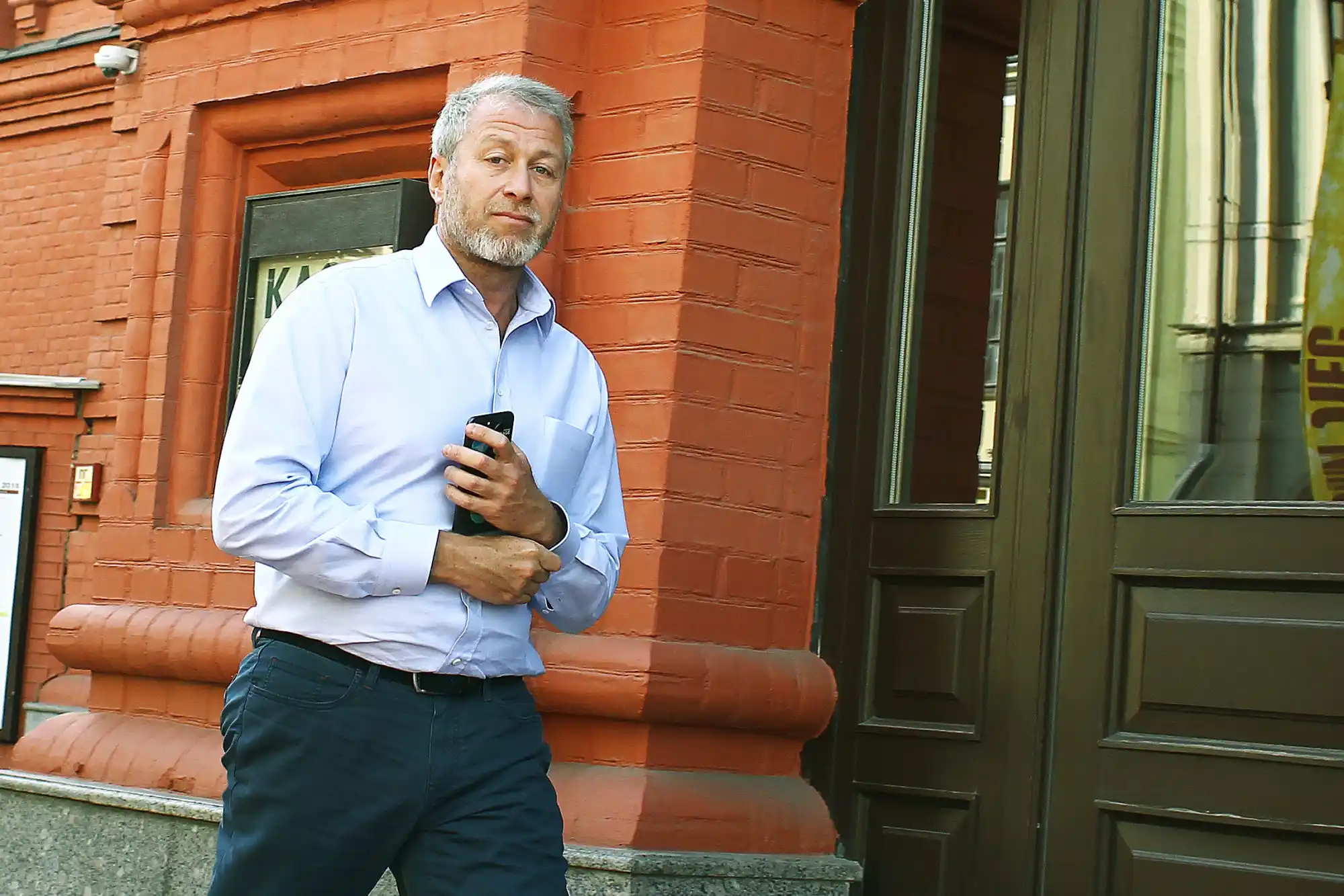 Романа Абрамовича заподозрили в незаконной покупке прав на футболистов. Но обвинения беспочвенны