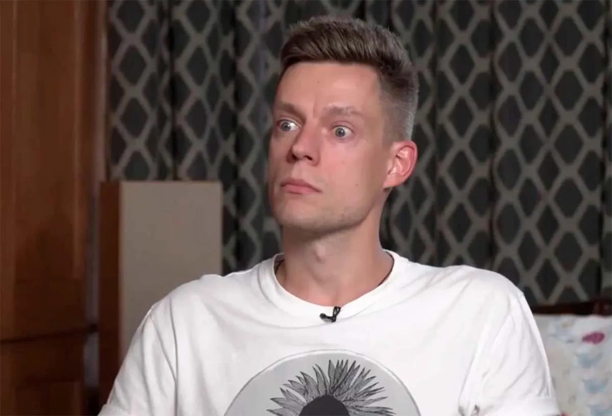 Комментарии под интервью Дудя больно читать. Там – диванные политики, бумеры и фанаты Дроздова