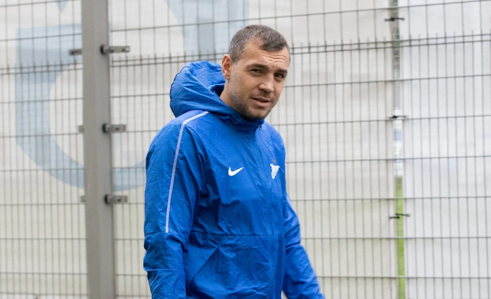 «Артем, это Володька, вы что-то тренируете, кроме рук?» Твиттер шутит про видео с Дзюбой