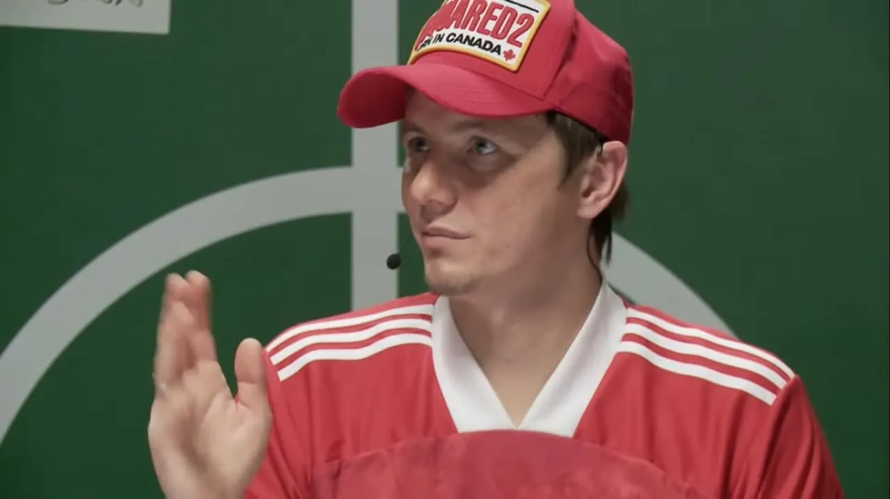 «В нас летели камни от наших фанатов». Футболист Павлюченко – о худшем матче в сборной России