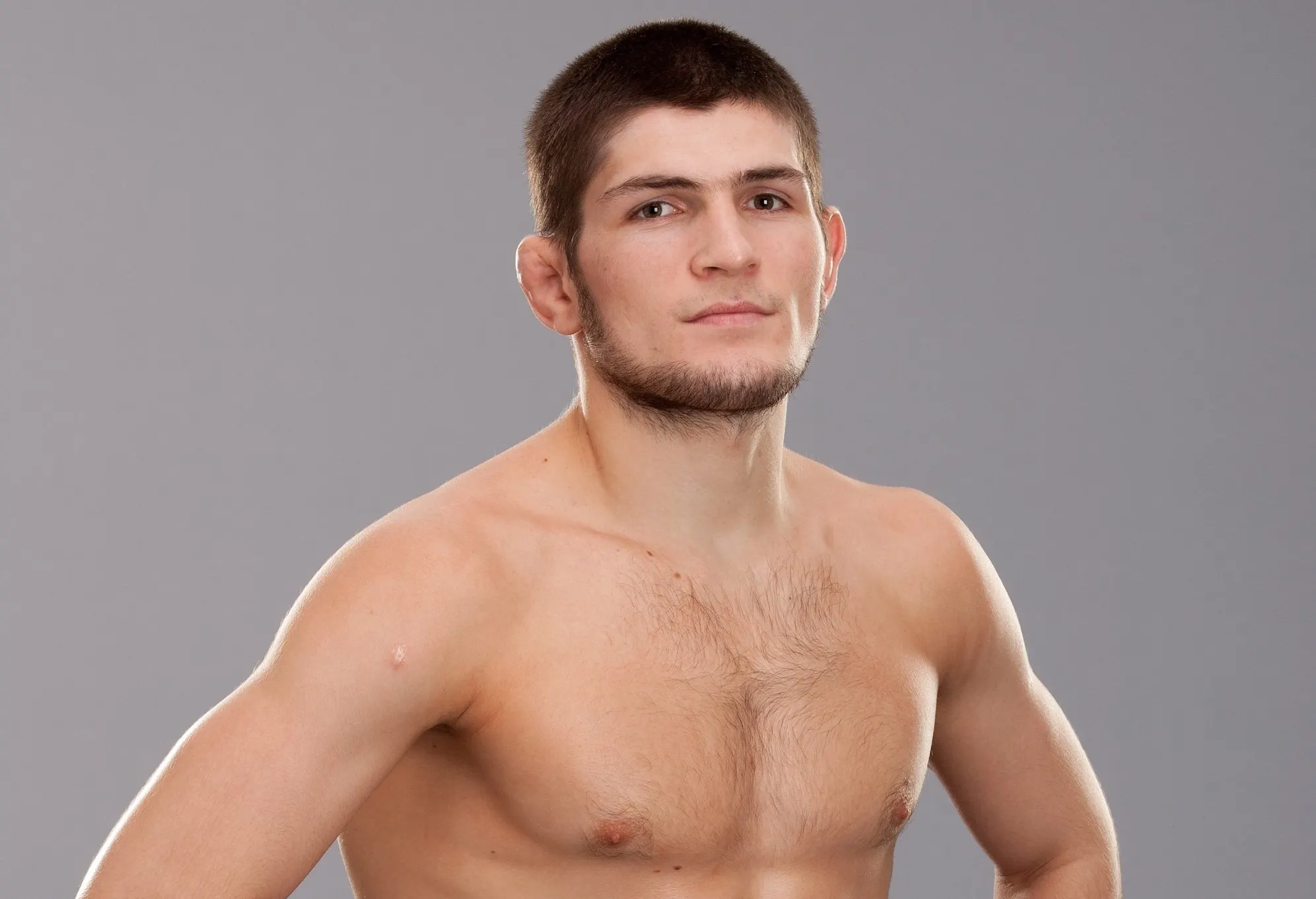 Как Хабиб Нурмагомедов попал в UFC? Первый контракт он распечатал в 6 утра в интернет-кафе