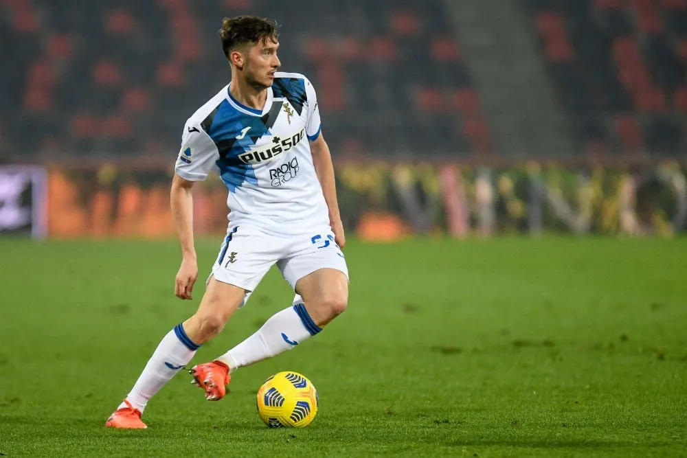 Русского футболиста «Аталанты» назвали в честь поп-звезды 90-х. От кого тащилась мама Миранчука?