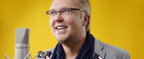 Что стало с Сергеем Стиллавиным? Он разучился шутить и