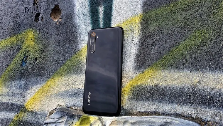 Плюсы и минусы Realme 6S. Все, что нужно знать об этом девайсе