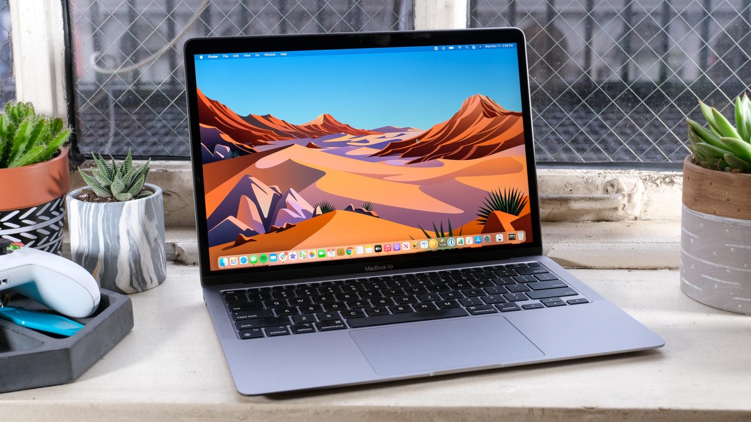 Почему на macbook слабые процессоры