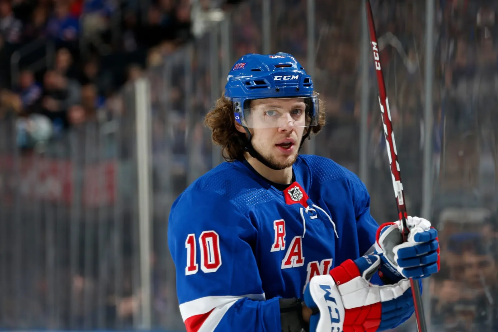 Экс-партнер Панарина рассказал, как все было в Риге в 2011 году. Говорит, Артемий не бил девушку, а оттолкнул