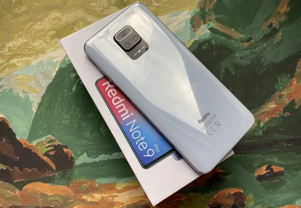 Самый популярный Xiaomi Redmi вот-вот пропадет из продажи. Стоит ли хватать этот девайс?