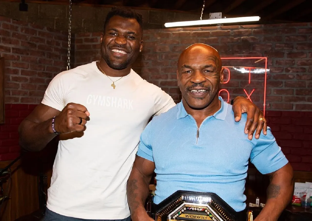 Кого Майк Тайсон назвал самым опасным для чемпиона UFC Нганну? Это «черный парень с русским именем»