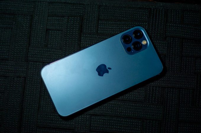 Срок полезного использования apple iphone 12