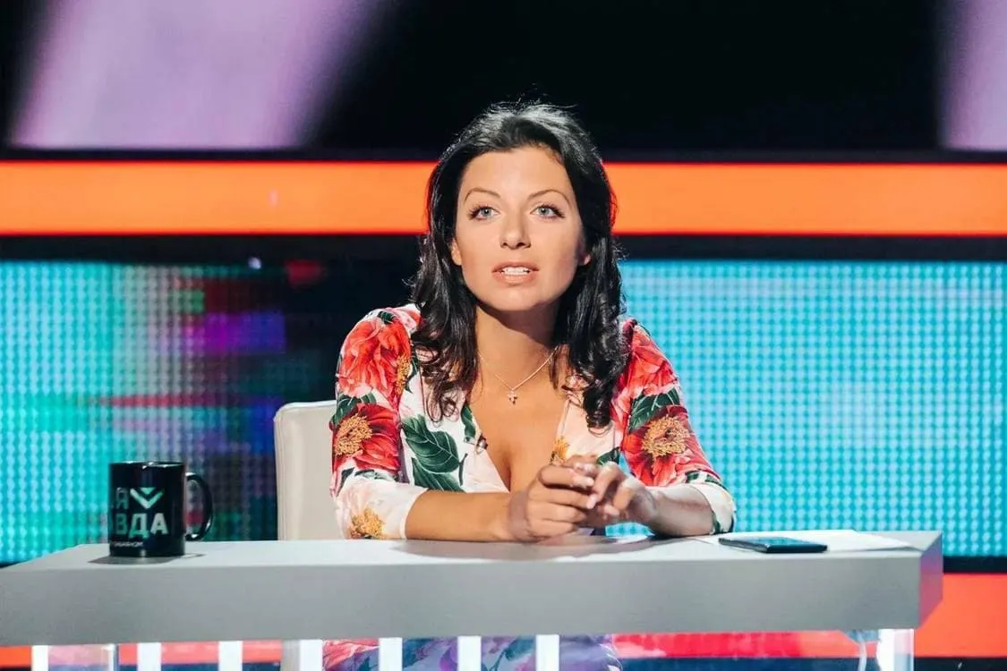 Команда Навального накрысила размер зарплат на Russia Today. Это абсурд – ноунеймы гребут по 754 тысячи в месяц