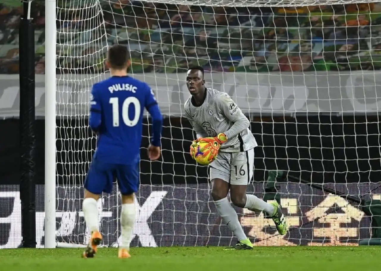 Вратарь «Челси» год жил на пособие и собирался работать в офисе. Через неделю у него финал ЛЧ