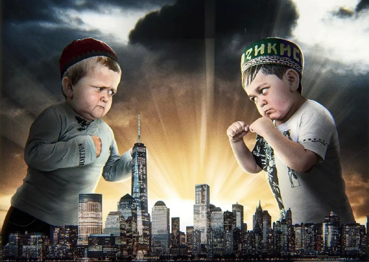 Маленькие люди России выступили против боя Хасбика и Абдурозика. Экс-чемпион UFC Петр Ян и экс-чемпион Bellator – за