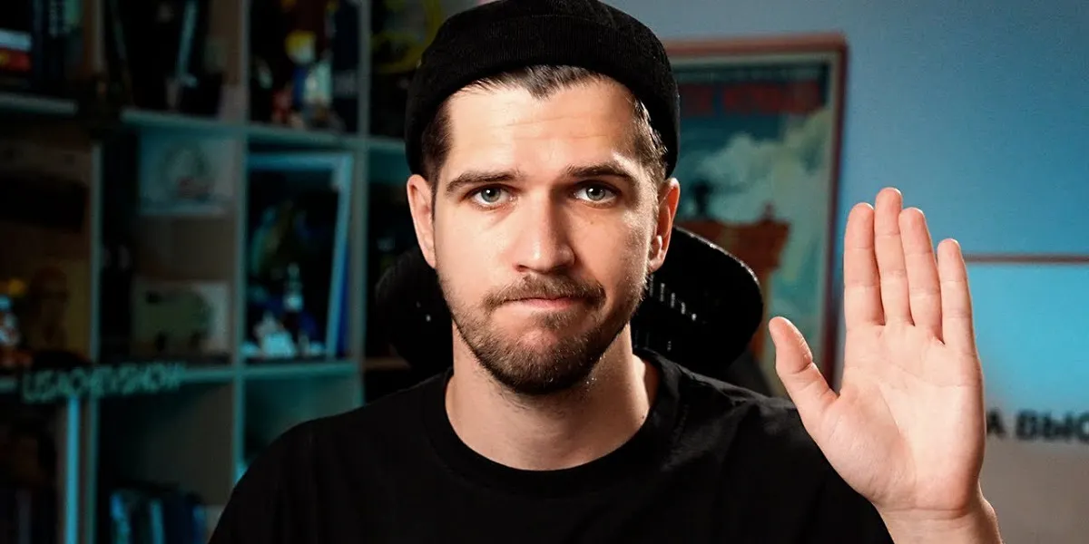 Блогер Руслан Усачев покинет страну по политическим причинам: «Больно смотреть на то, что происходит в России»
