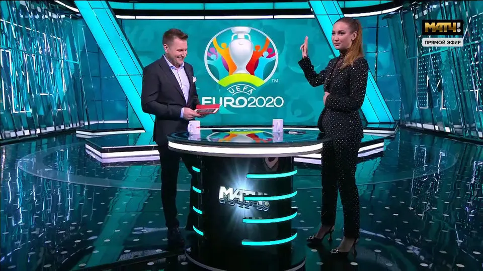 Бузова – главный фанат сборной России на Евро. Соцсеть «ВКонтакте» посвятила Ольге специальный статус