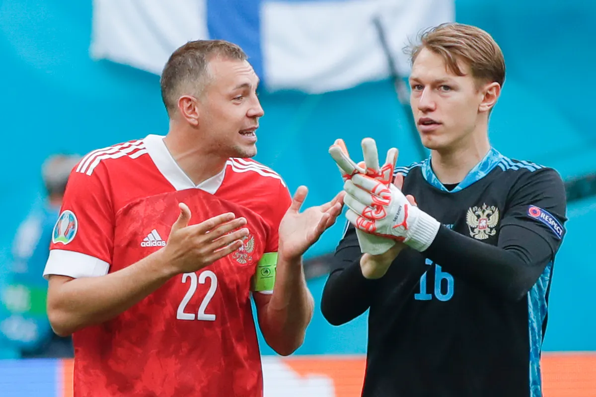 Дзюба или Соболев на Данию, лучший гол и открытие Евро-2020, увольнение Черчесова. Видеоподкаст о футболе