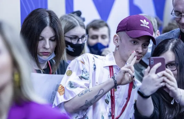 «Даже Моргенштерн был бы менее зашкварен». Даня Милохин выступил на ПМЭФ-2021 – кажется, тиктокера никто не понял