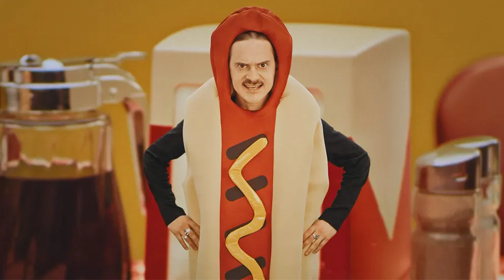 5 худших клипов Little Big. Банальщина с Харламовым, вторичные танцы и копия «Ленинграда»