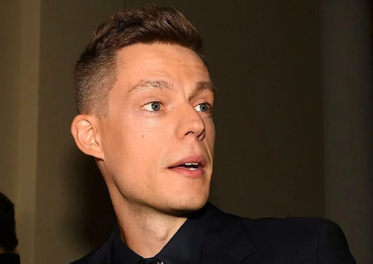 Тимати заработал больше Моргенштерна, Юрий Дудь остался долларовым миллионером. Forbes посчитал деньги звезд из России