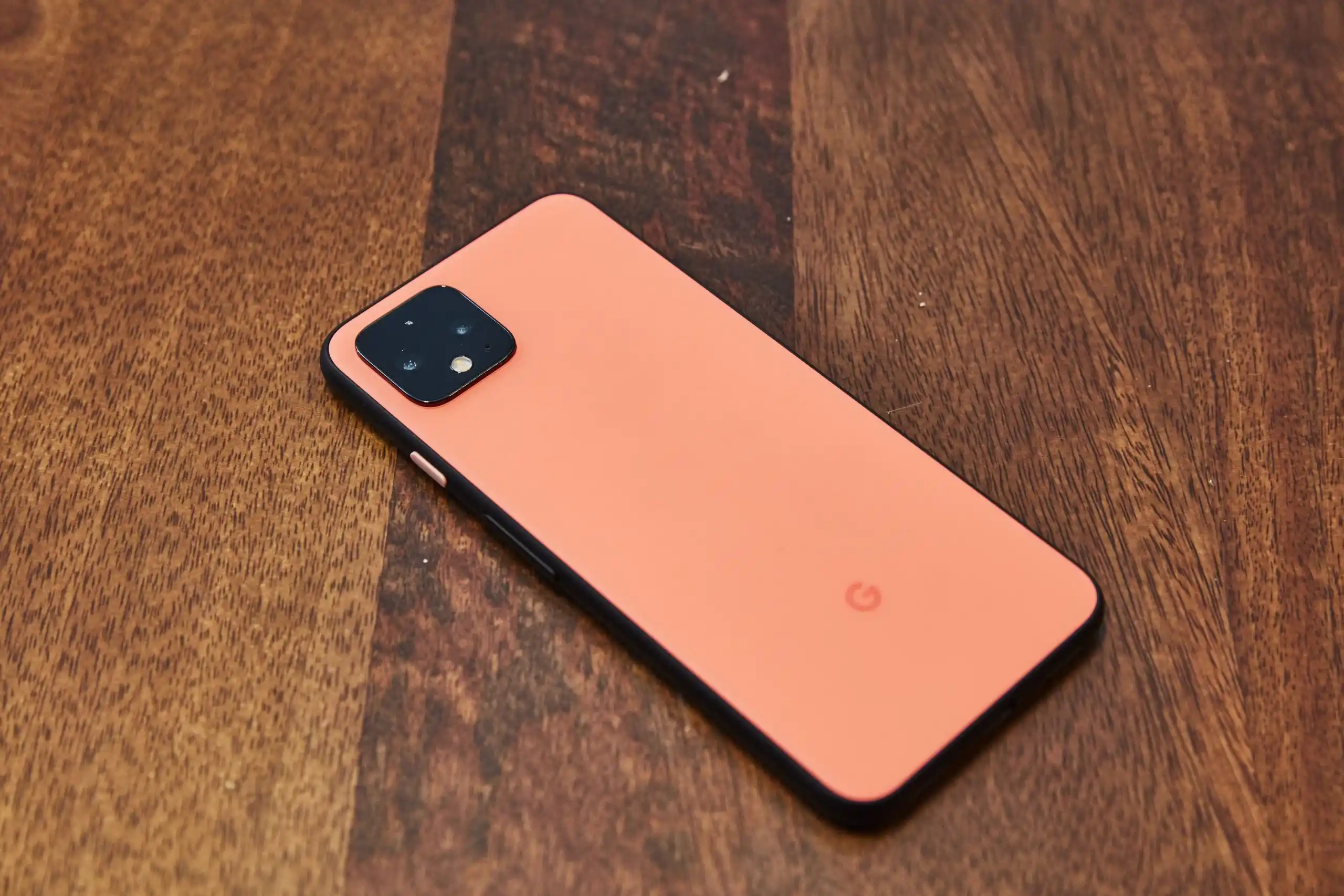 Смартфон Google Pixel 4
