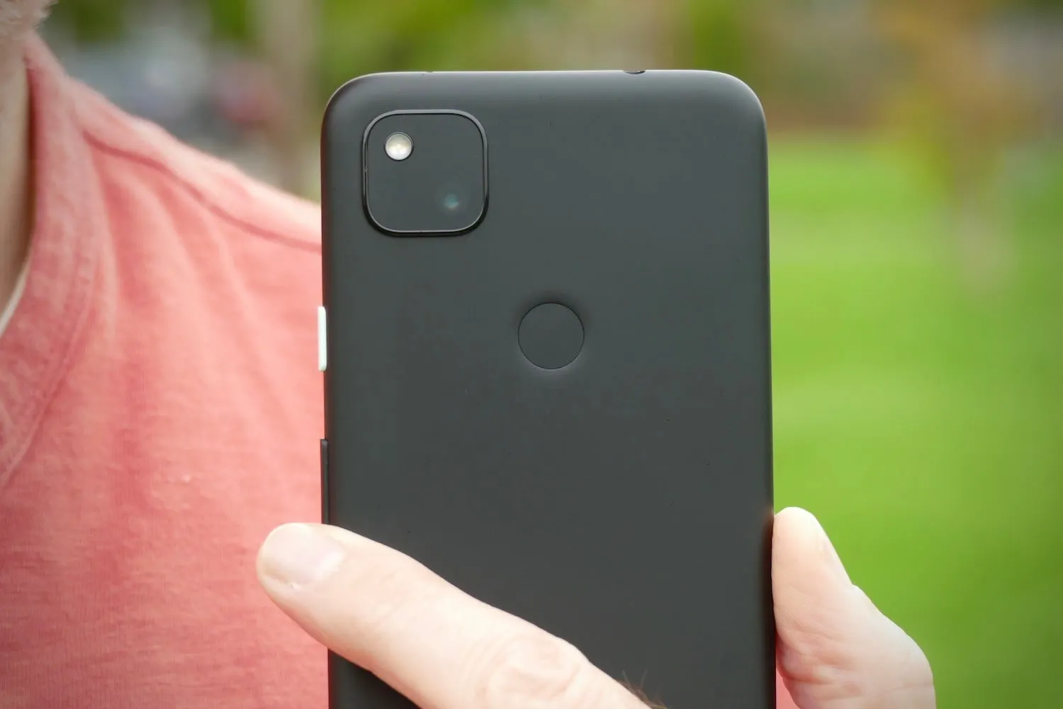 Смартфон Google Pixel 4a