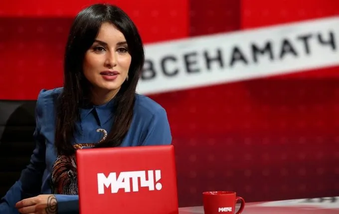 Тина Канделаки в студии телеканала Матч ТВ