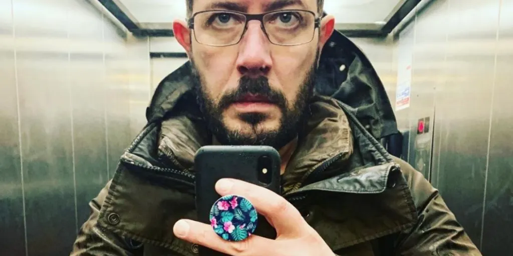 Артемий Лебедев похвалил ТикТок. И объяснил, как сделать ленту оптимальной для себя