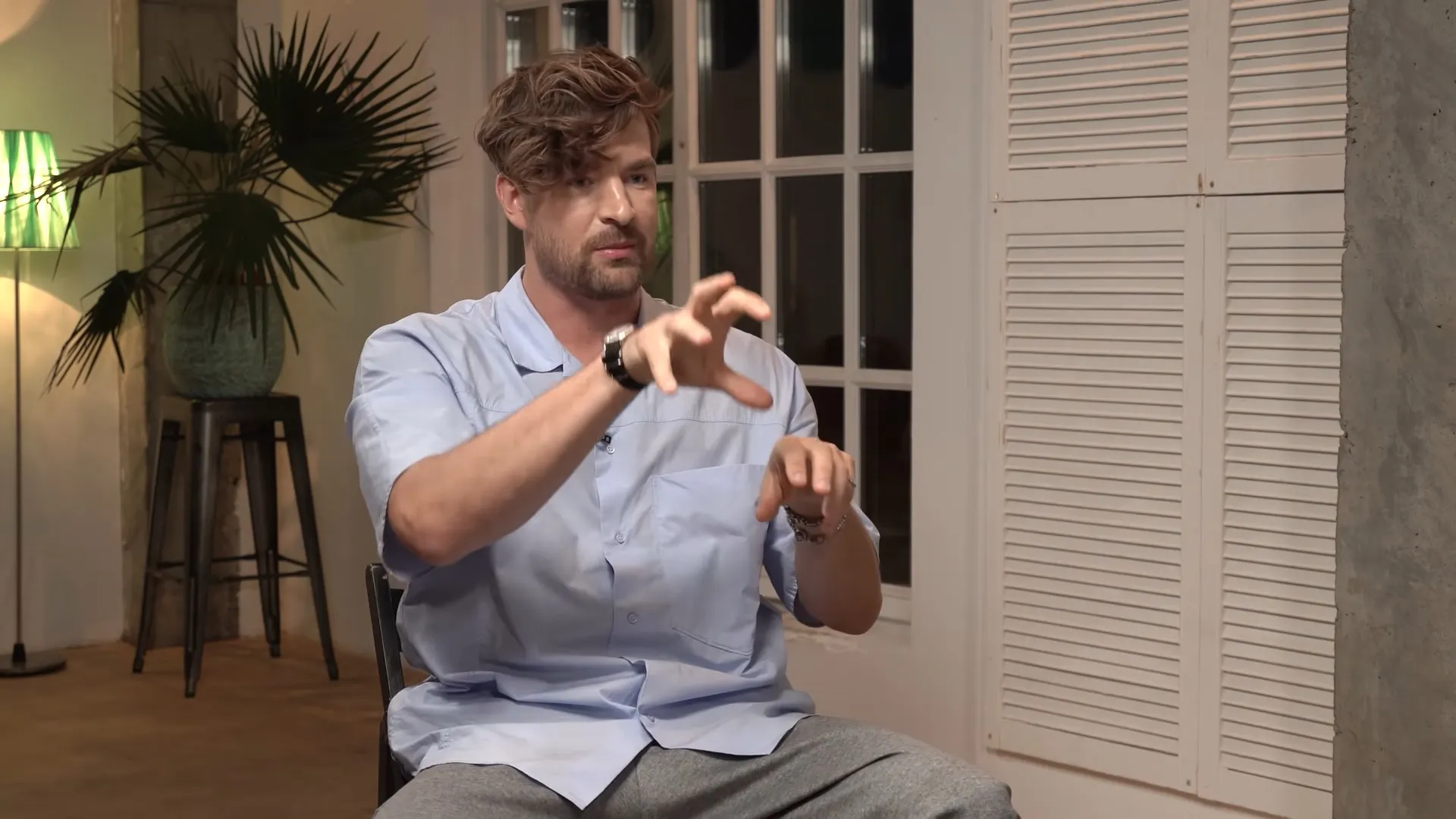 «Юрий Дудь убрал всю грязь, но сделал из меня злодея». Сергей Мезенцев оценил выпуск «вДудя» про «Реутов ТВ»