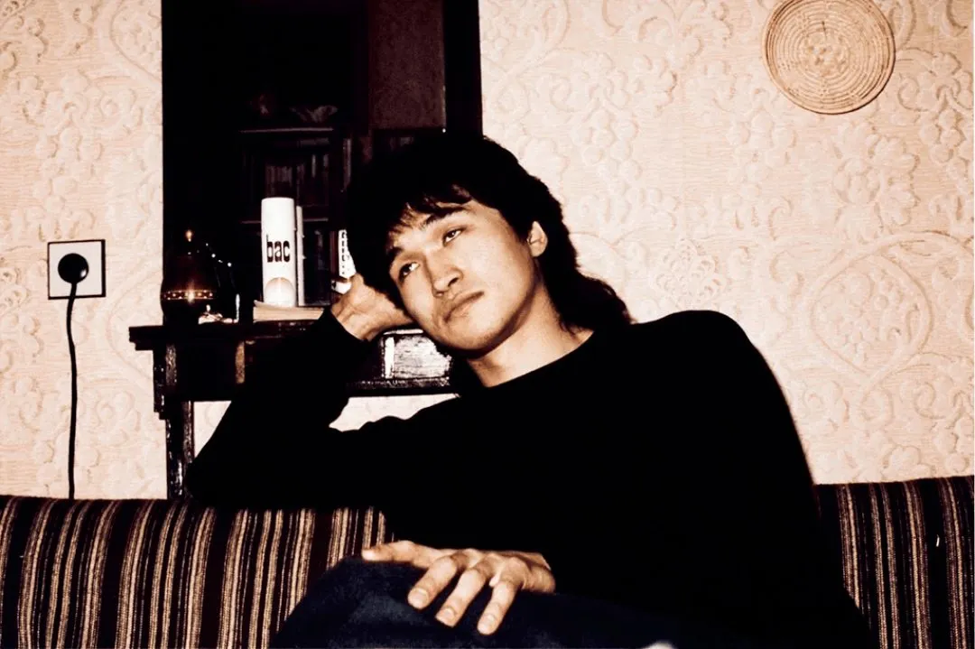 Геннадий Зюганов внезапно оказался фанатом Цоя и заявил, что Виктор жив. Теперь коммунисту задают неудобные вопросы