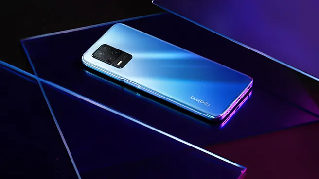 Смартфон Realme 8 5G