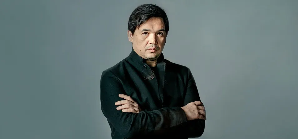 В чём величие продюсера Вячеслава Дусмухаметова? Он поднял ТНТ, дважды завоевал ютуб и планирует убить КВН