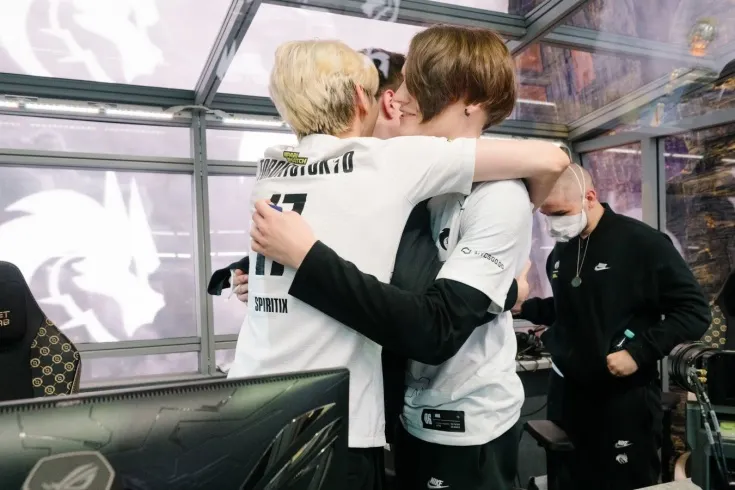 Команда из России выиграла 18 миллионов долларов на The International 10. В чем феномен Team Spirit?