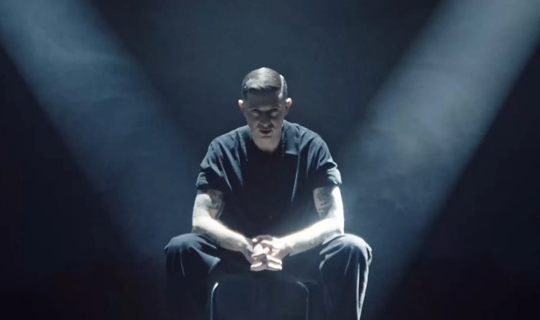 Где альбом Оксимирона?