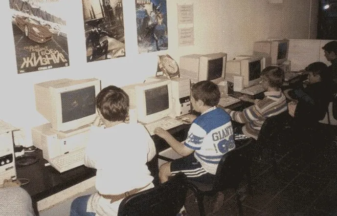 Компьютерные клубы умерли в нулевых, а теперь возвращаются. Почему это происходит?