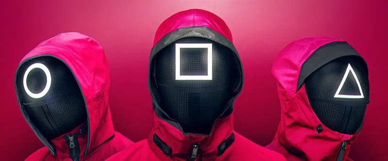 Маска из «Игры в кальмара», электрическая зубная щетка и ещё  7 хитов с Али. Все товары рекордно подешевели в Черную пятницу