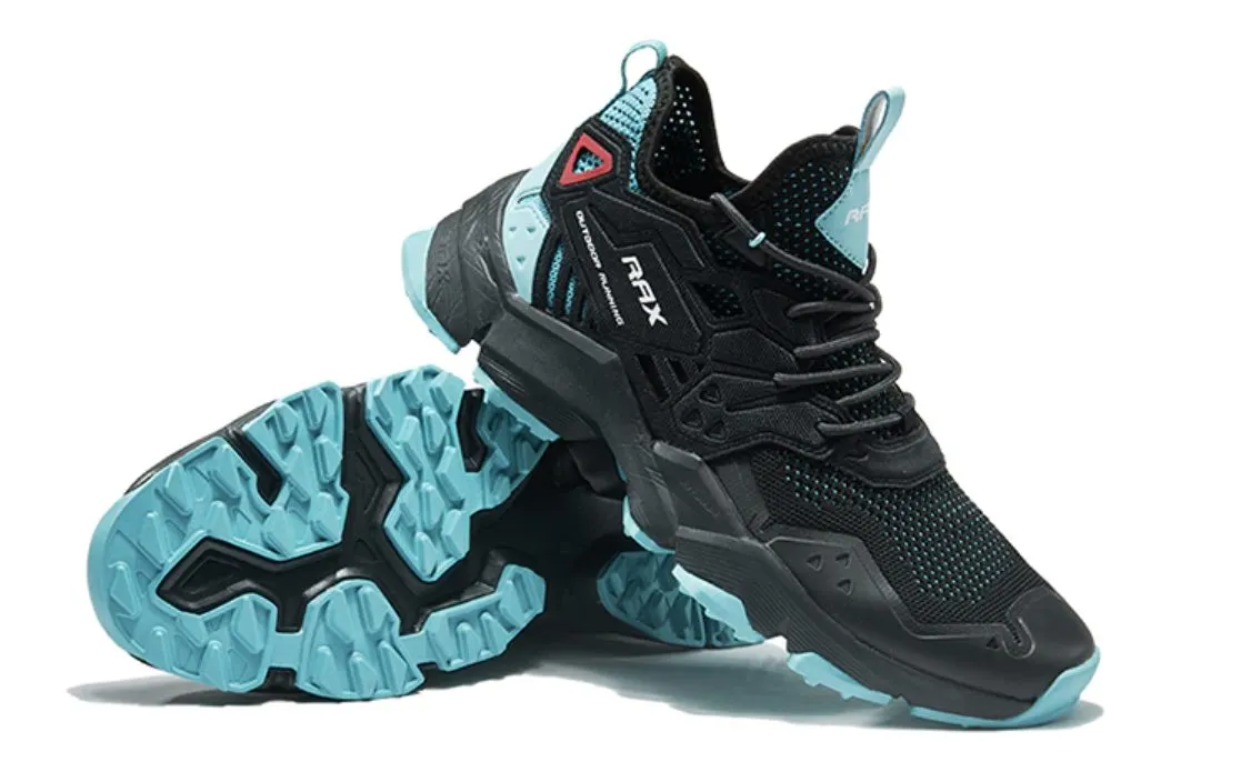 Собрали 10 финальных скидок с Черной пятницы. Кроссовки Xiaomi, умный чайник и другие практичные хиты