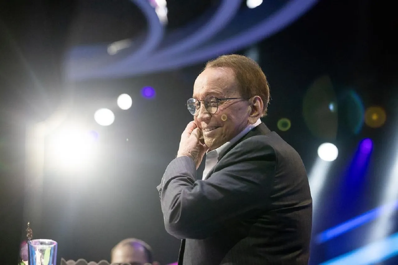 Почему Масляков поблагодарил в КВН трех беглых преступников? Отвечает команда и редактор Высшей лиги