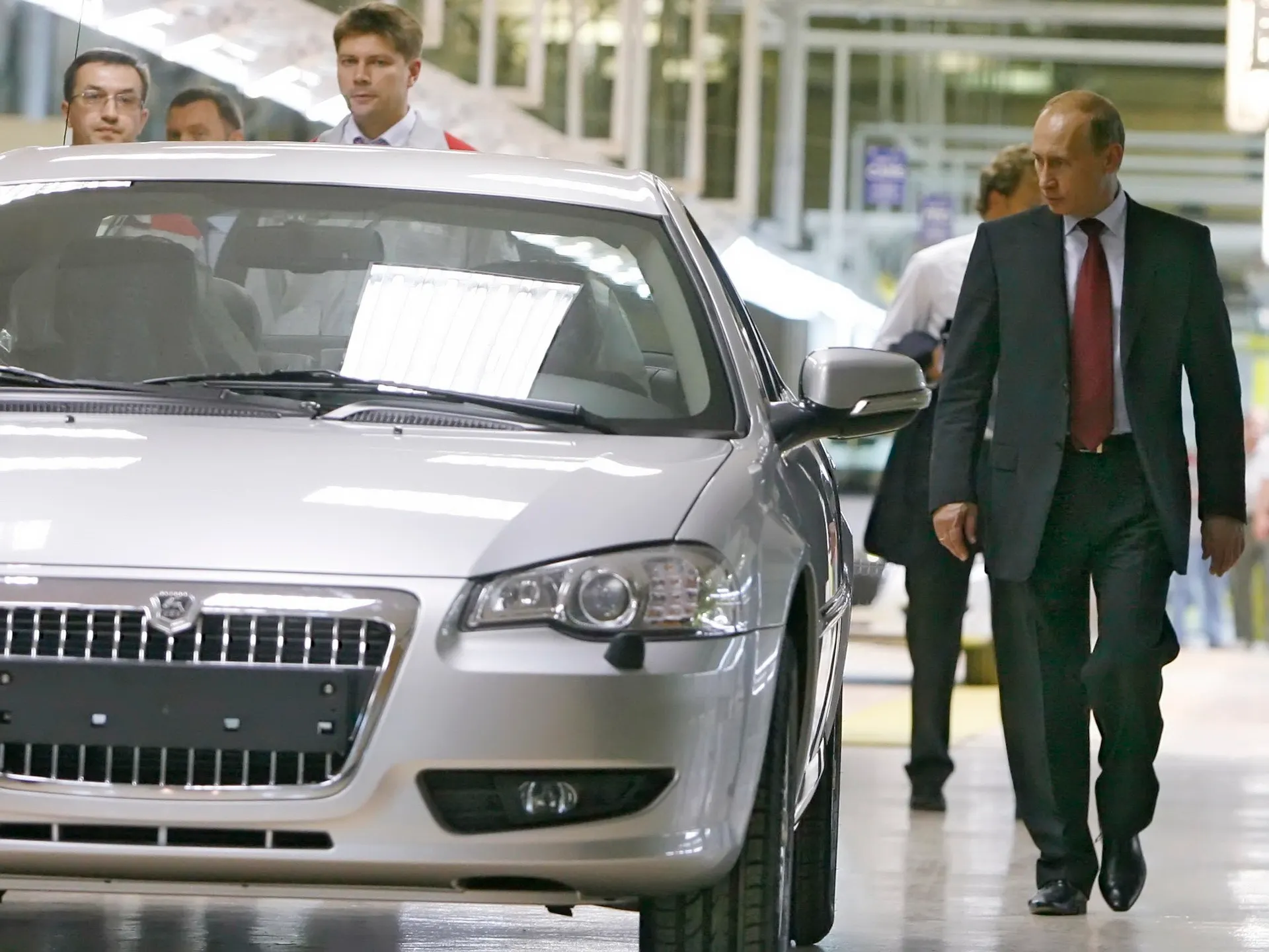 Владимир Путин сказал, что работал таксистом в 1990-е. Политолог Белковский назвал это ложью