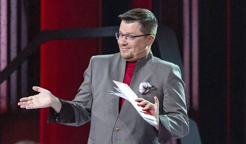 Кто пишет шутки Гарику Харламову и Ивану Абрамову? Этот парень помогал комикам на шоу «Игра»