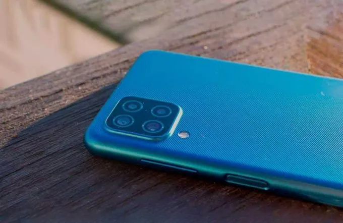 Samsung Galaxy A12