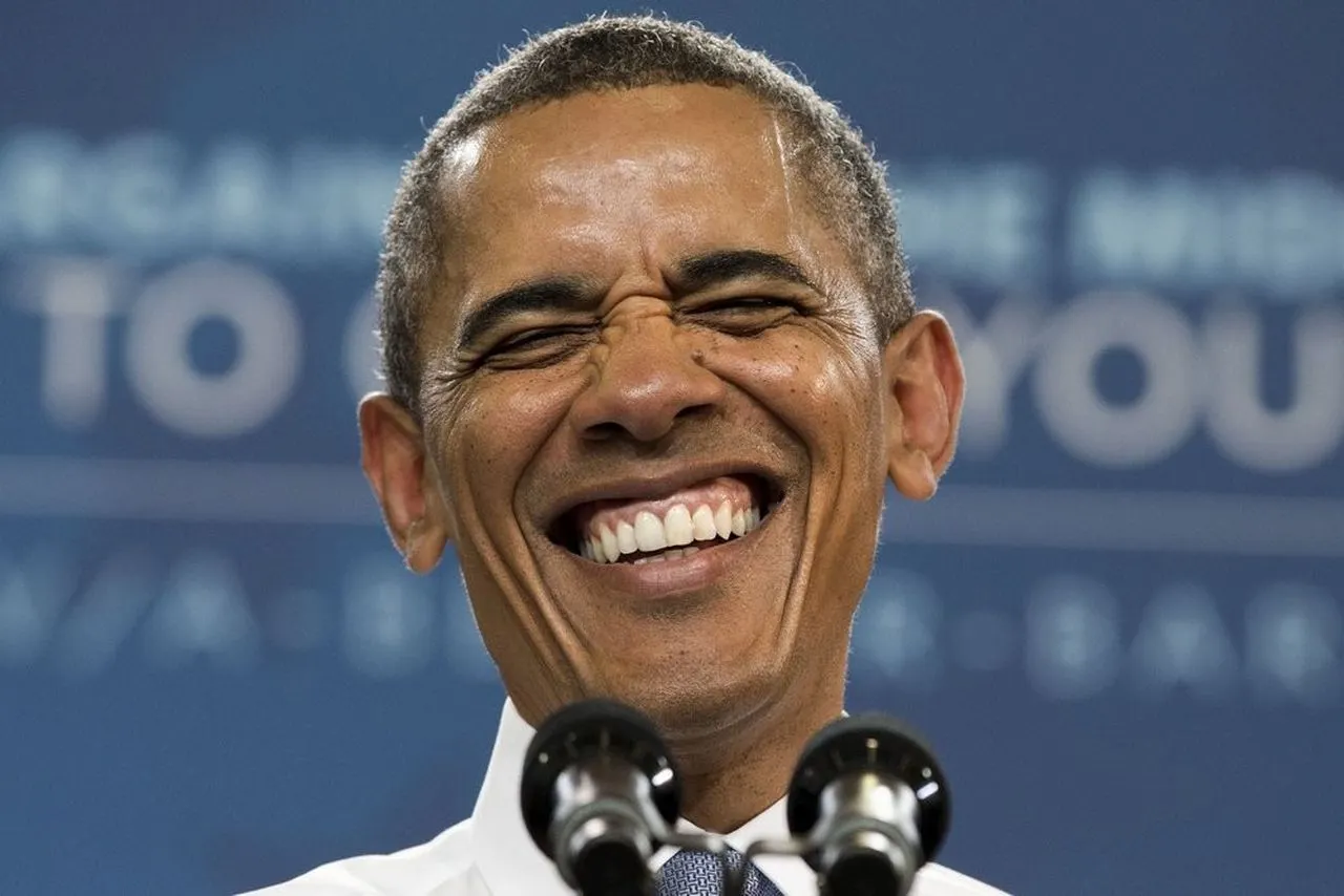 В 2005 году Барак Обама посещал Пермь. Осталось забавное фото – что он делал в России?