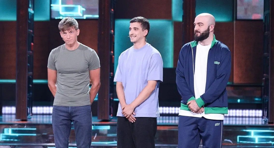 Комик из «Игры» и рэпер с «Версуса» будут играть за «Амкал». Зрители не согласны с решением жюри