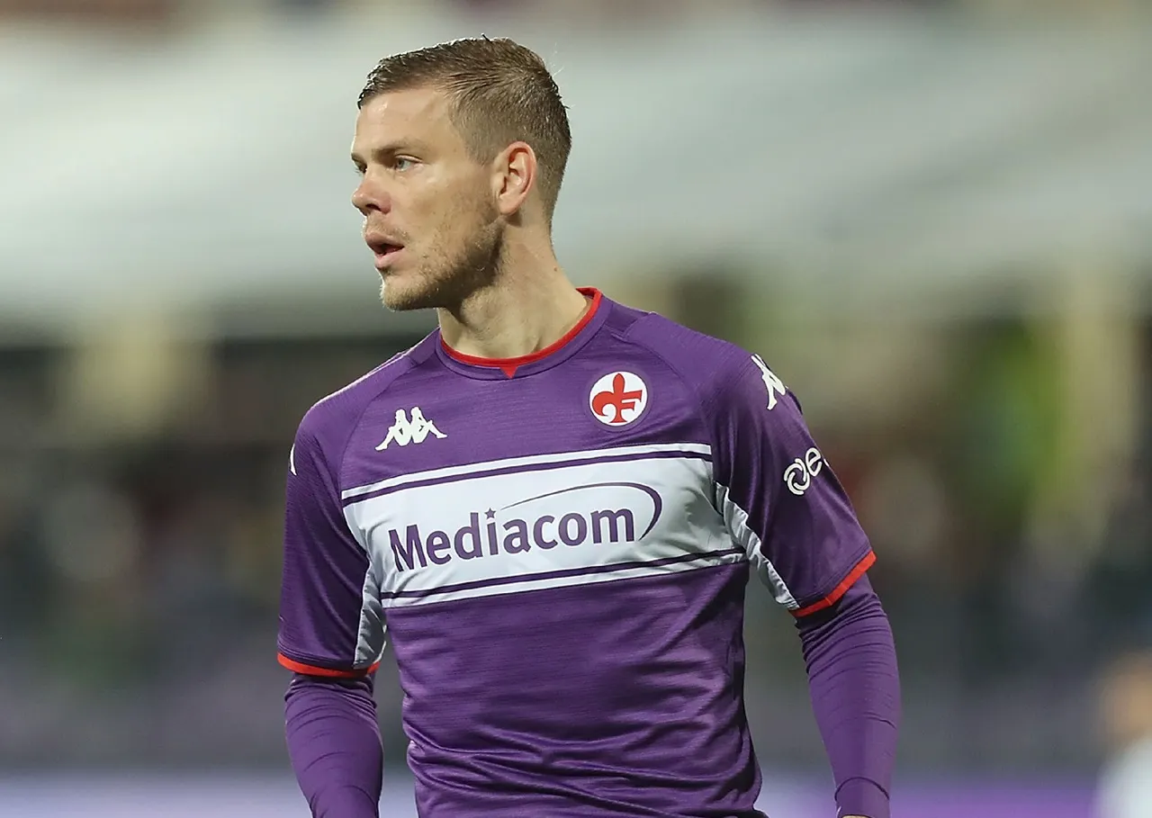 Александр Кокорин встречается с инстаграм-моделью Вики Одинцовой. Собрали все доказательства