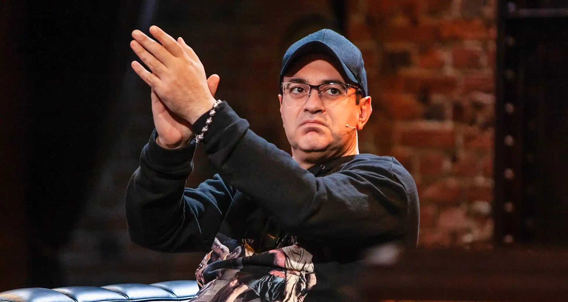 Редкие истории про Гарика Мартиросяна. Он делал жуткий стендап и смеялся над судьбой Хованского