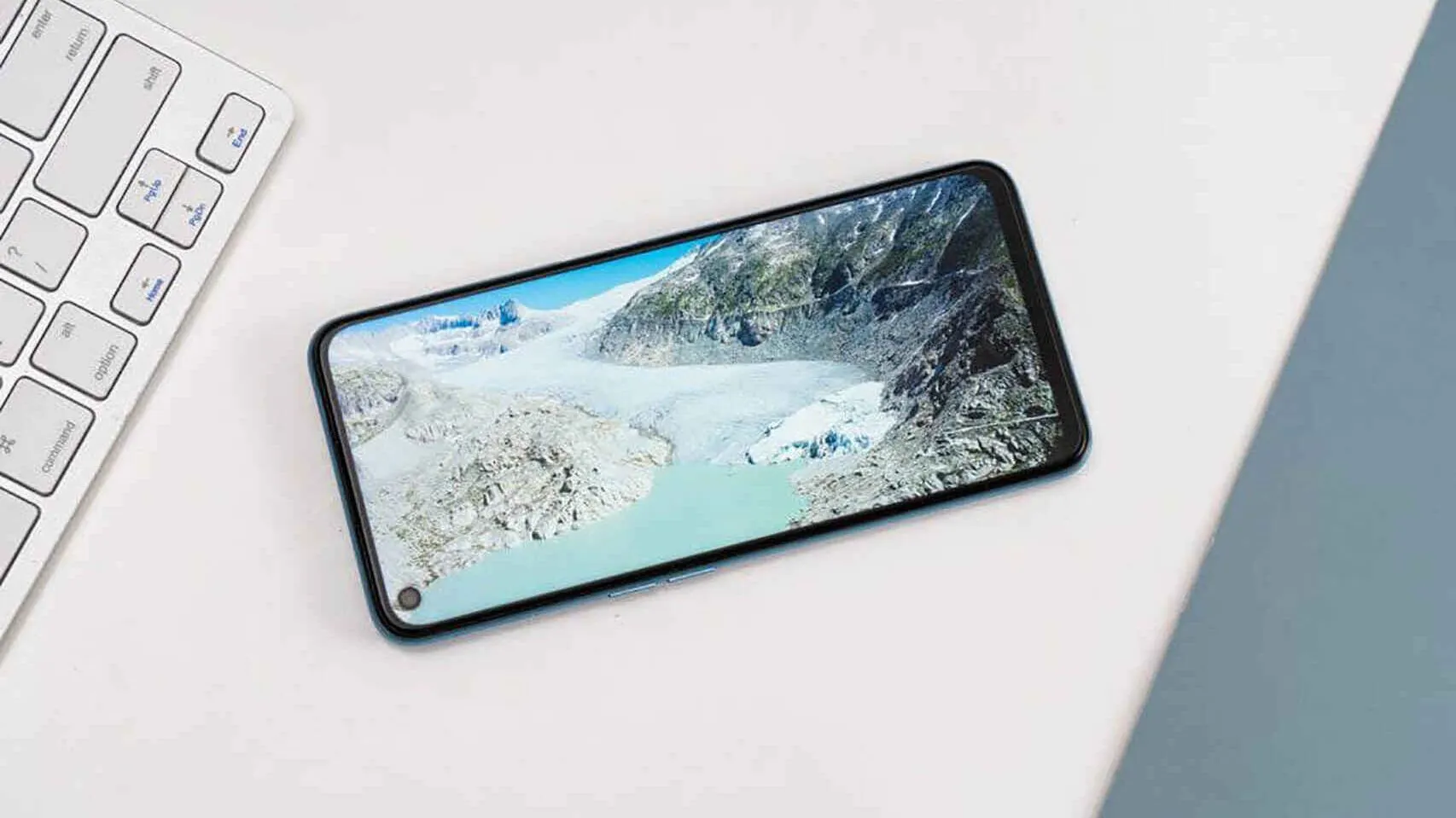 Смартфон Realme 9i
