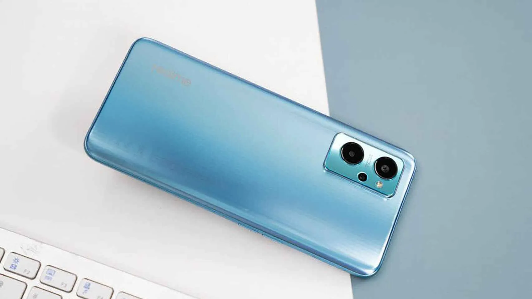 Смартфон Realme 9i