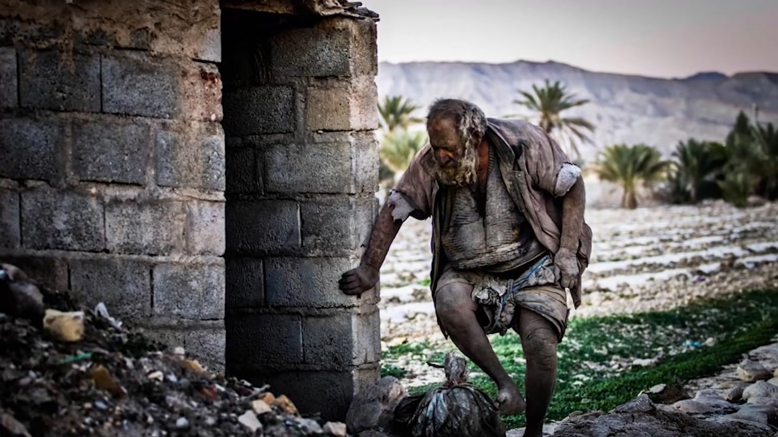 Аму Хаджи, который не мылся 60 лет. Самый грязный человек в мире Аму Хаджи. Аму Хаджи человек который не мылся.