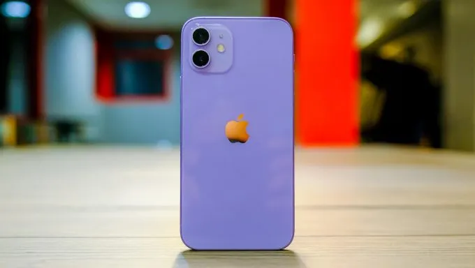 iPhone 12