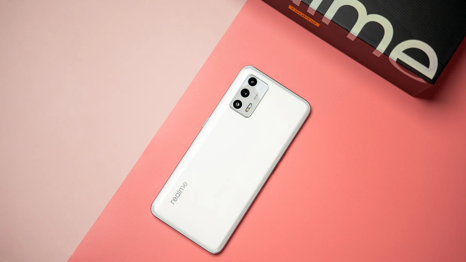 Смартфон Realme GT Neo 2T