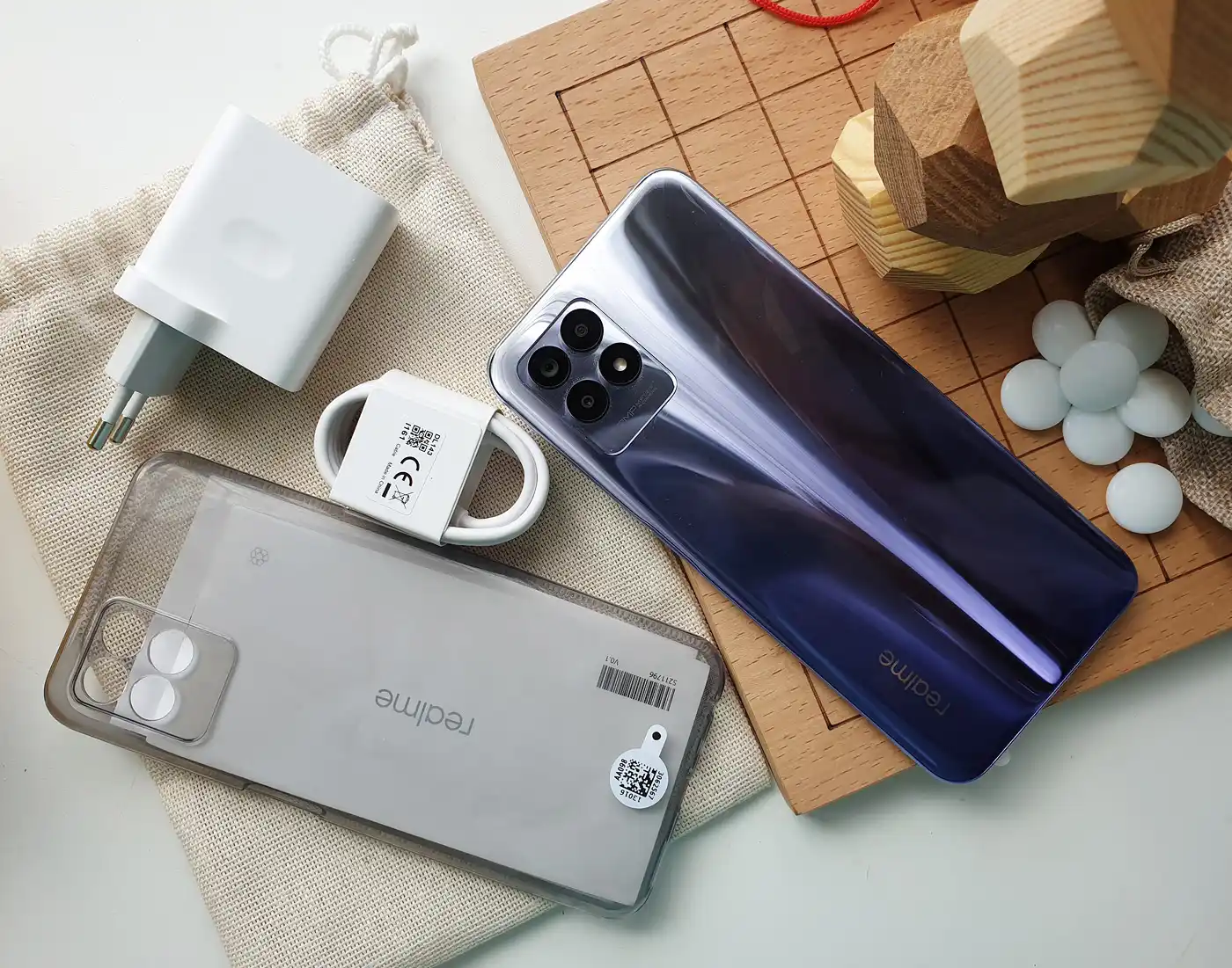 От Realme 8i избавляются на Tmall. Официальной цены ниже нет нигде